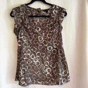 Banana Republic Brown Graphic Sleeveless Blouse with Ruffled Collar
